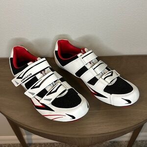 Venzo clip-in stationary spinning/cycling bike shoes size men’s us 11 delta
